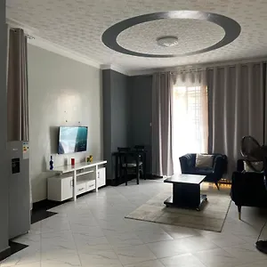  Apartment Precious Bahai Nest 1bdr Wifi Netflix