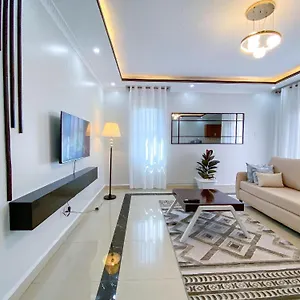  Apartment Keisha Luxury Furnished Bukoto